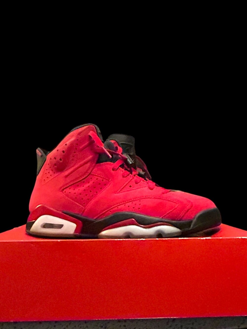 [ VNDS ] Jordan 6 Retro Toro Bravo CT8529-600 Size  [ 11M ] $150.00 (OBO)
